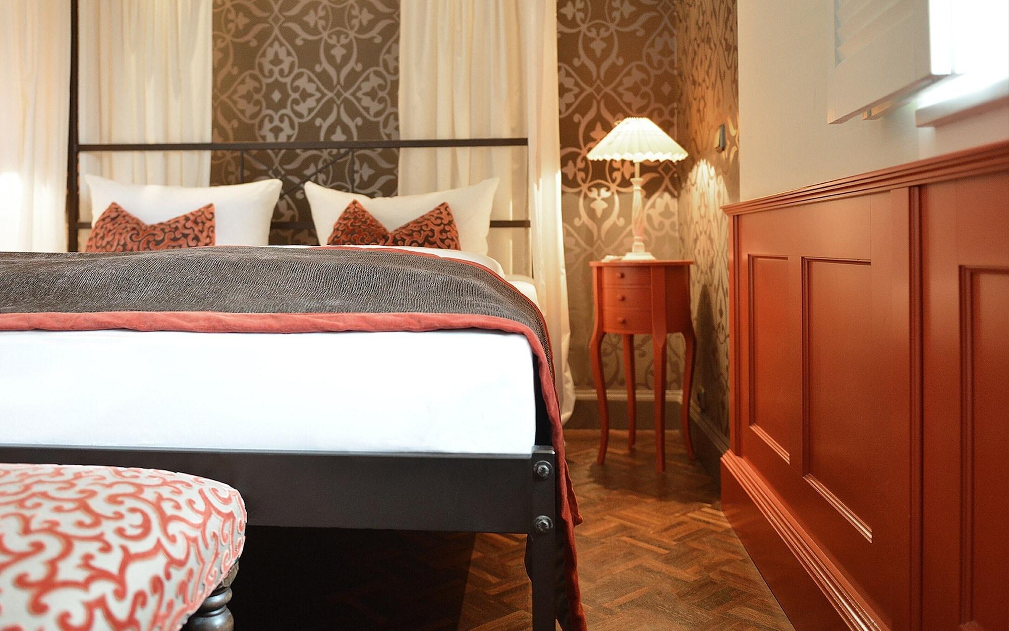 Villa Mittermeier, Hotellerie & Restaurant Rothenburg ob der Tauber Ngoại thất bức ảnh