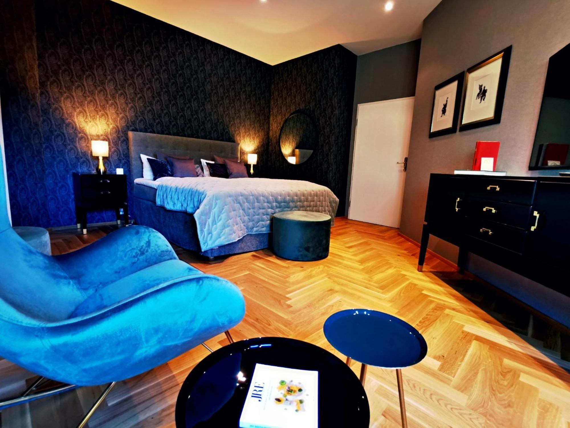 Villa Mittermeier, Hotellerie & Restaurant Rothenburg ob der Tauber Ngoại thất bức ảnh